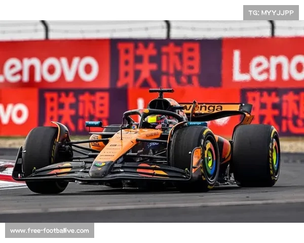 皮亚斯特里以266分领跑迈凯伦车手积分榜 诺里斯紧随其后仅差16分 皮亚斯特里以266分领跑迈凯伦车手积分榜 诺里斯紧随其后仅差16分