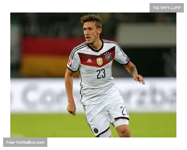 斯特拉斯堡边路突击失效：边锋未能有效突破尼斯防线